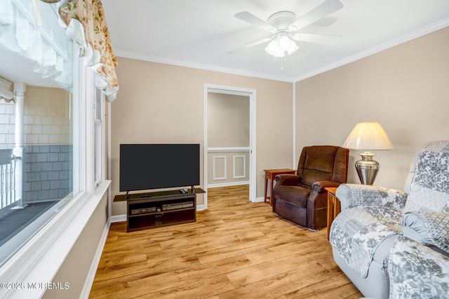 35 Bay Avenue, North Middletown, NJ 07748