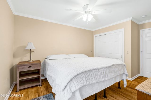 35 Bay Avenue, North Middletown, NJ 07748