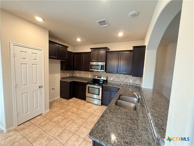 6622 Ambrose Circle, Temple, TX 76502