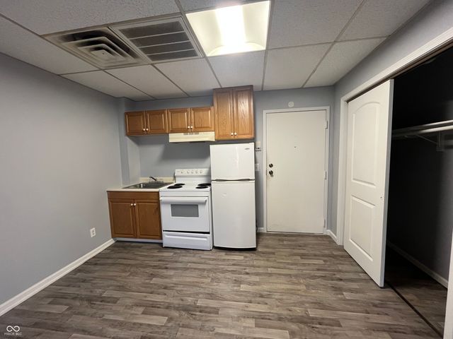 112 S Harrison Street, Alexandria, IN 46001