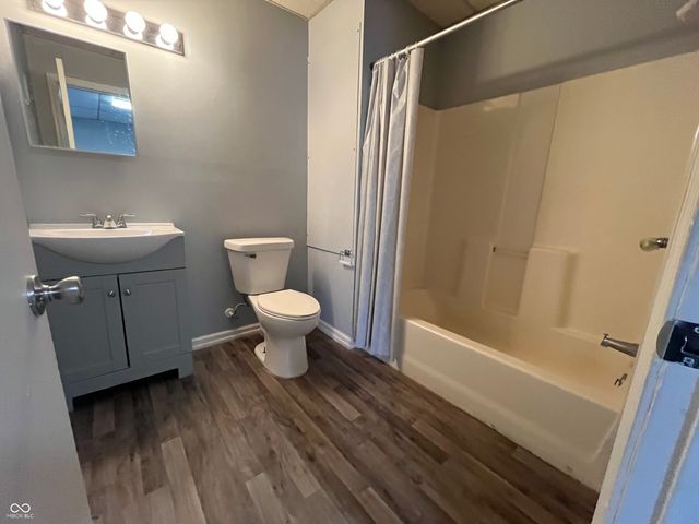 112 S Harrison Street, Alexandria, IN 46001