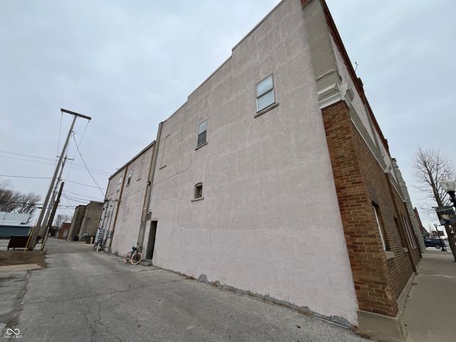 112 S Harrison Street, Alexandria, IN 46001