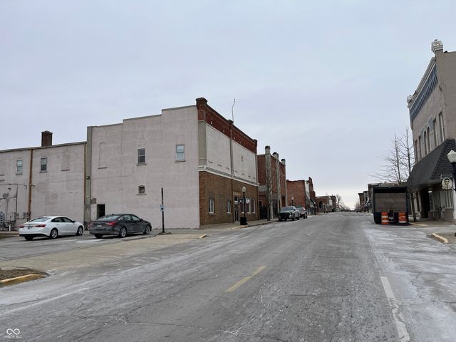 112 S Harrison Street, Alexandria, IN 46001