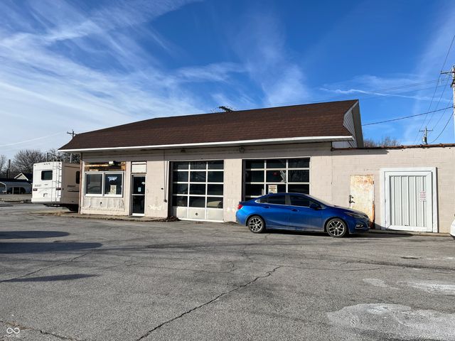 112 S Harrison Street, Alexandria, IN 46001