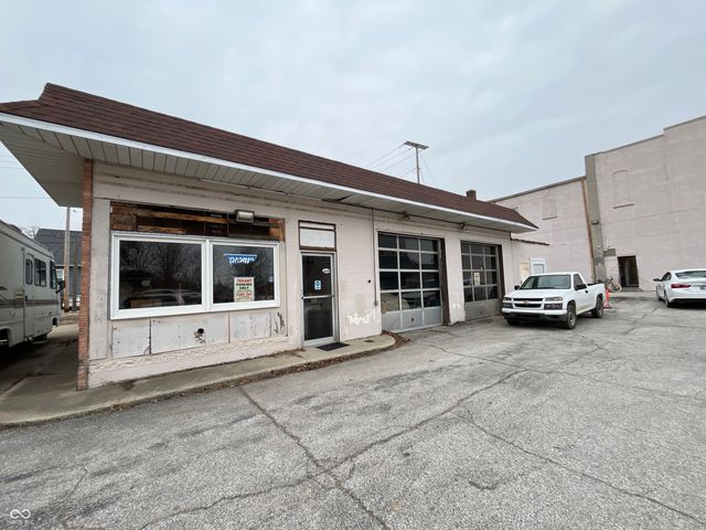 112 S Harrison Street, Alexandria, IN 46001