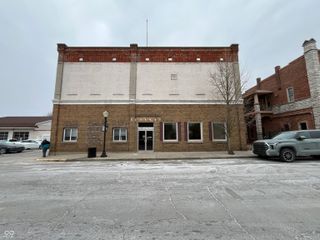 112 S Harrison Street, Alexandria, IN 46001