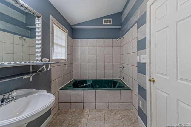 180 Brandon Way, Poteet, TX 78065