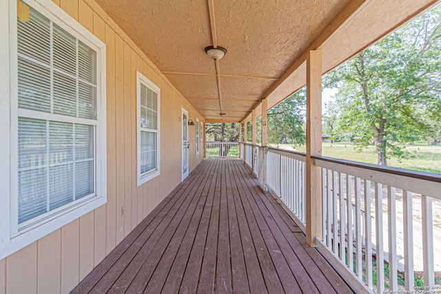180 Brandon Way, Poteet, TX 78065