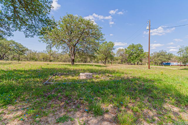 180 Brandon Way, Poteet, TX 78065