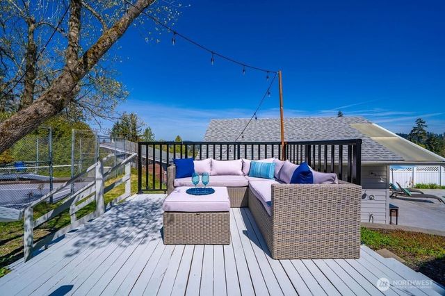 7501 Stinson Avenue, Gig Harbor, WA 98335