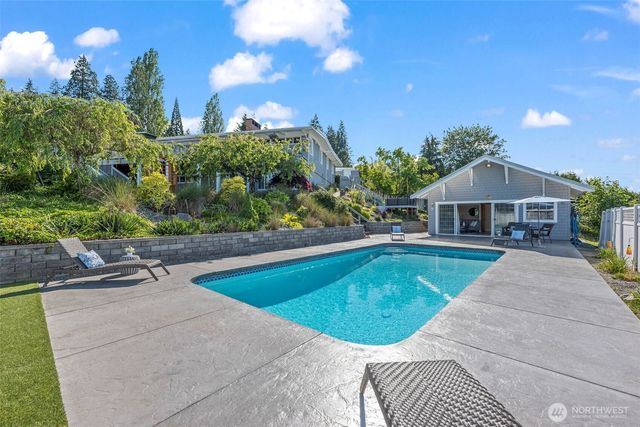 7501 Stinson Avenue, Gig Harbor, WA 98335