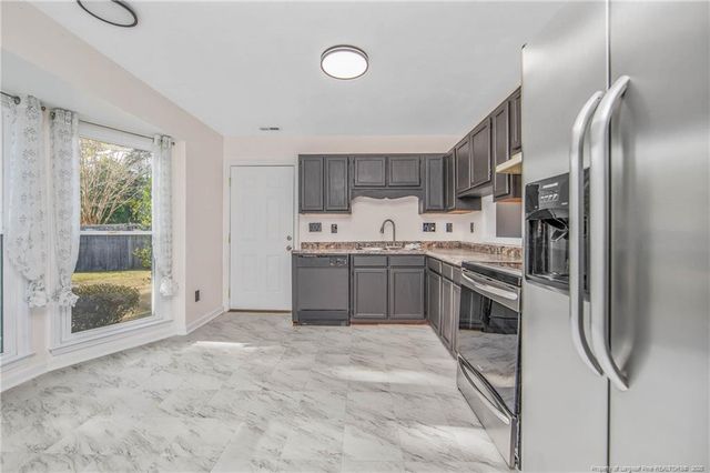 538 Old Farm Road, Fayetteville, NC 28314