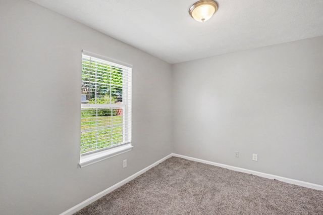 716 Judge Mason Way, La Vergne, TN 37086