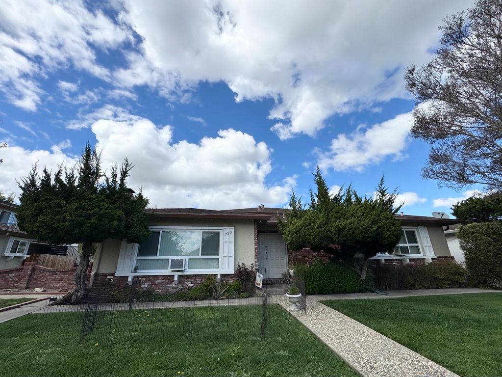720 Harvard Avenue, Santa Clara, CA 95051