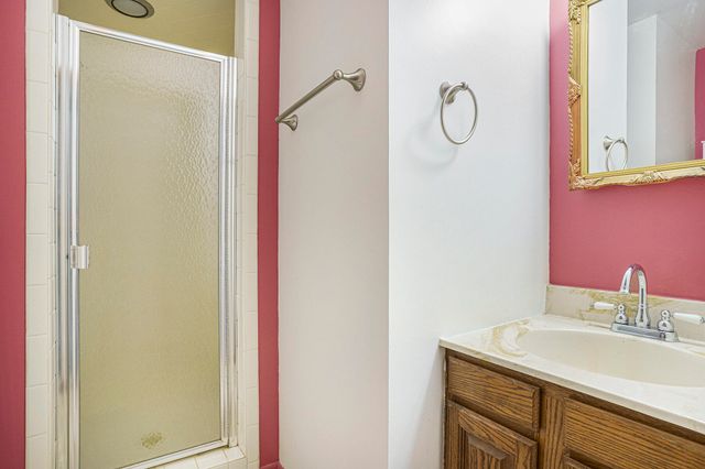 7425 Boulder Bluff 112, Georgetown Twp, MI 49428