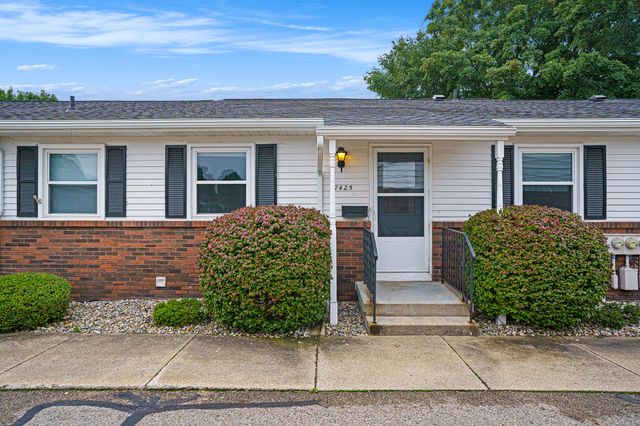 7425 Boulder Bluff 112, Georgetown Twp, MI 49428