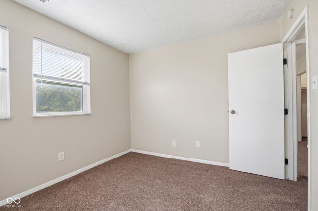 9884 Royce Drive, Indianapolis, IN 46235