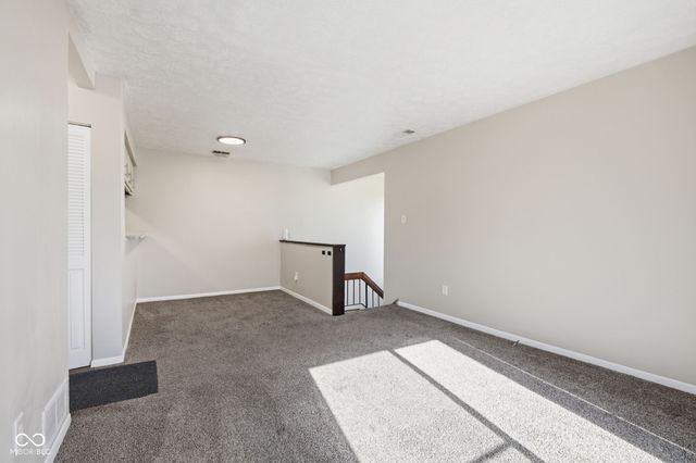 9884 Royce Drive, Indianapolis, IN 46235