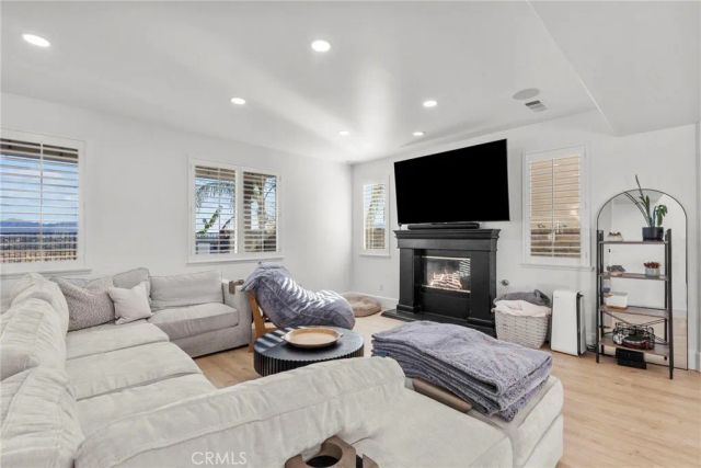 29228 Las Brisas Road, Valencia, CA 91354