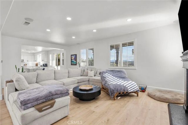 29228 Las Brisas Road, Valencia, CA 91354