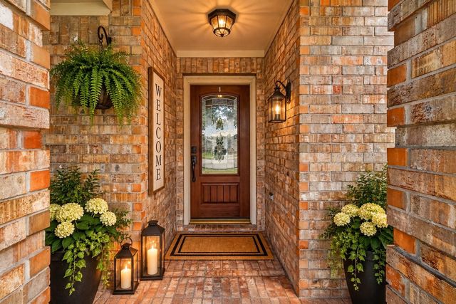 827 N Wellsford Drive, Pearland, TX 77584