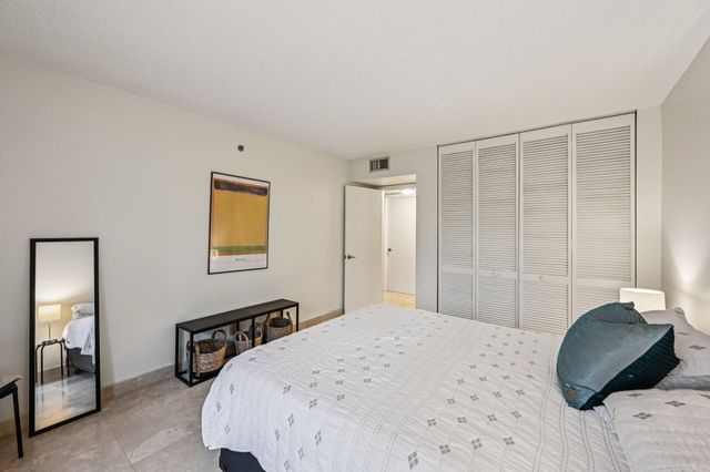 23200 Camino Del Mar 201, Boca Raton, FL 33433