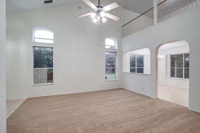 3869 Willie Mays LN, Round Rock, TX 78665