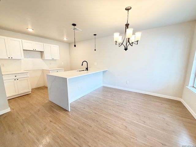 3434 Stoney Dawn, San Antonio, TX 78247