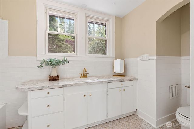 110 Sanderson Road, Chehalis, WA 98532