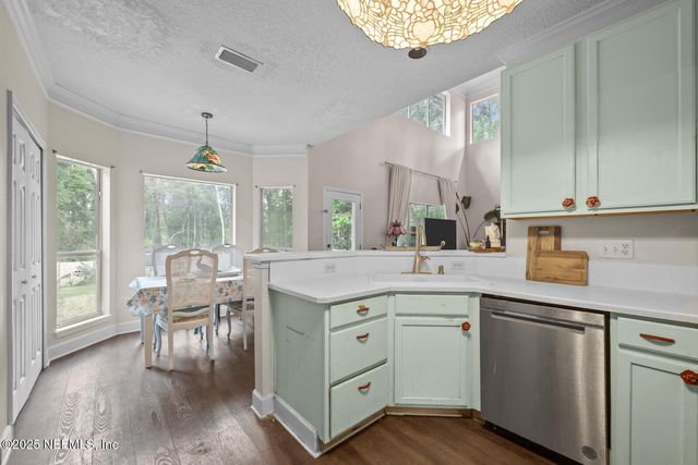 2351 HUCKINS Court, Jacksonville, FL 32225
