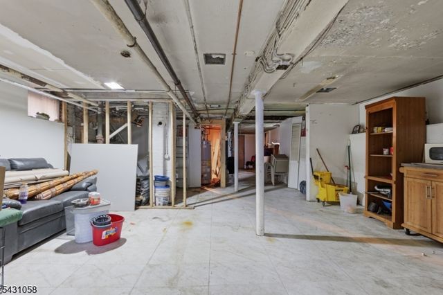 24 Elizabeth St, Paterson City, NJ 07503