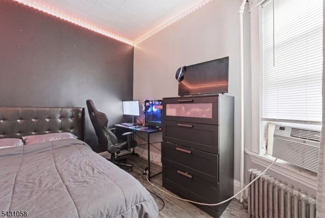24 Elizabeth St, Paterson City, NJ 07503