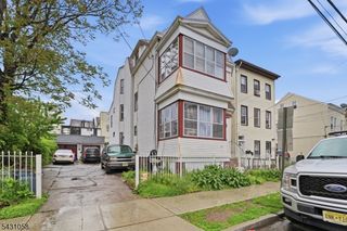 24 Elizabeth St, Paterson City, NJ 07503