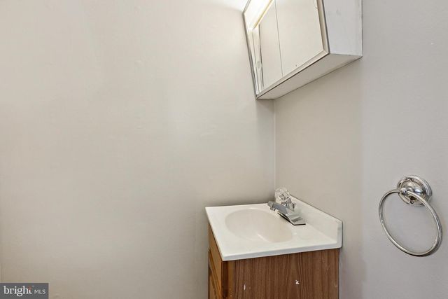 5109 INLET DR, Bensalem, PA 19020