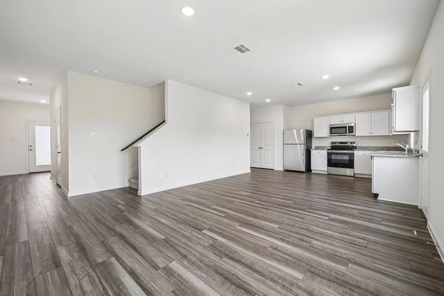 14205 Donahue Street, Pilot Point, TX 76258