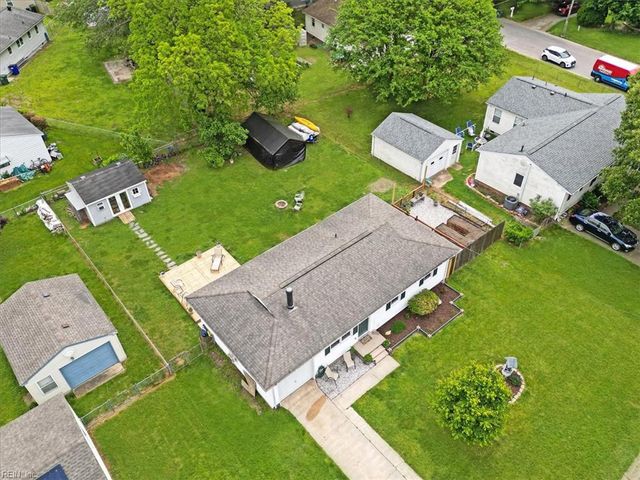 110 Lydia Ave, Norfolk, VA 23502
