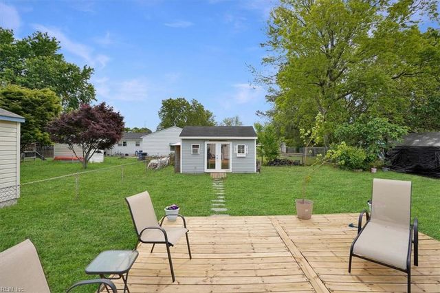 110 Lydia Ave, Norfolk, VA 23502