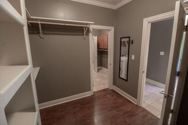 5702 THORNBROOK PKY, Columbia, MO 65203