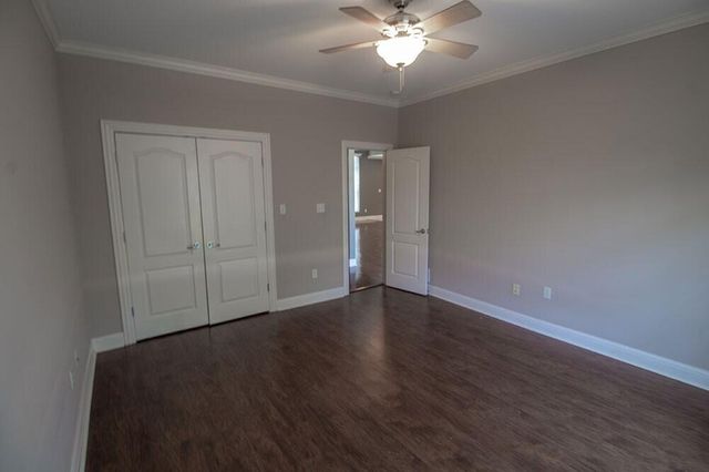 5702 THORNBROOK PKY, Columbia, MO 65203