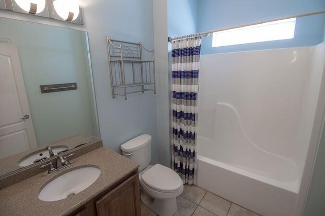 5702 THORNBROOK PKY, Columbia, MO 65203