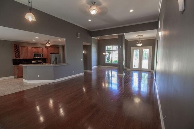 5702 THORNBROOK PKY, Columbia, MO 65203