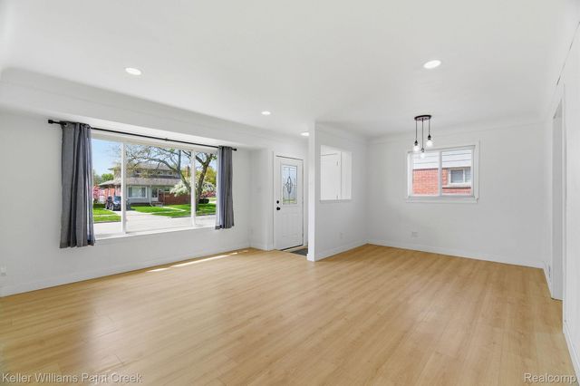19809 Shady Lane Avenue, St. Clair Shores, MI 48080