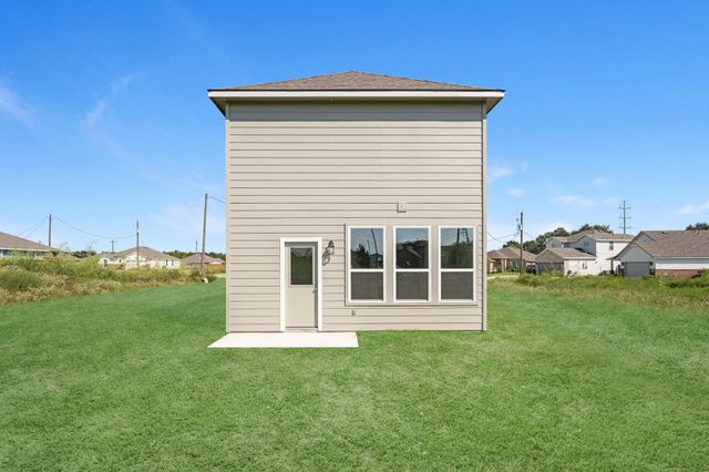 136 Road 51030, Cleveland, TX 77327