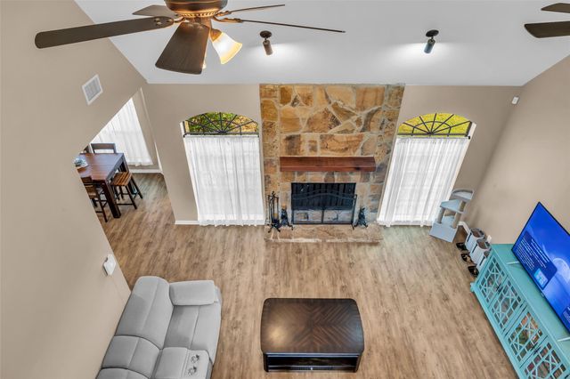 28414 Dobbin Huffsmith Road, Magnolia, TX 77354