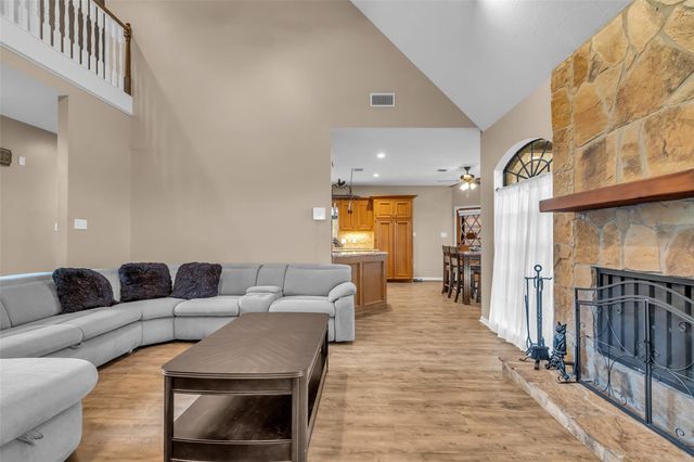 28414 Dobbin Huffsmith Road, Magnolia, TX 77354