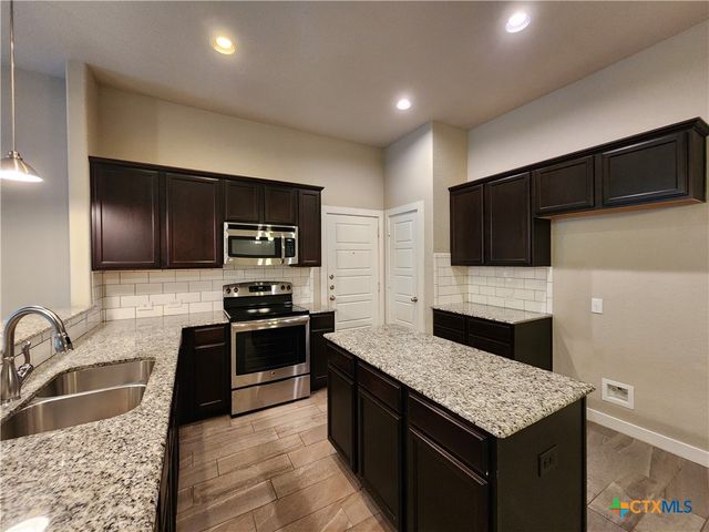 1155 - 1159 Creekside Orchard, New Braunfels, TX 78130