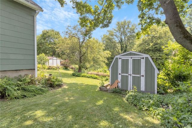 301 Bennett Road, Cheektowaga, NY 14227