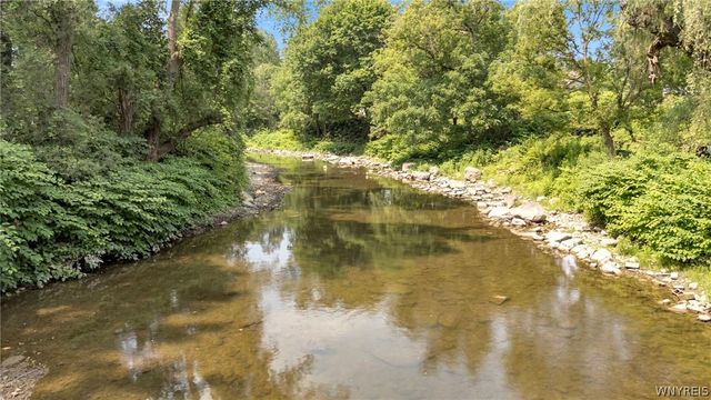 301 Bennett Road, Cheektowaga, NY 14227