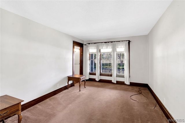 301 Bennett Road, Cheektowaga, NY 14227