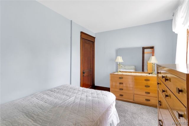 301 Bennett Road, Cheektowaga, NY 14227